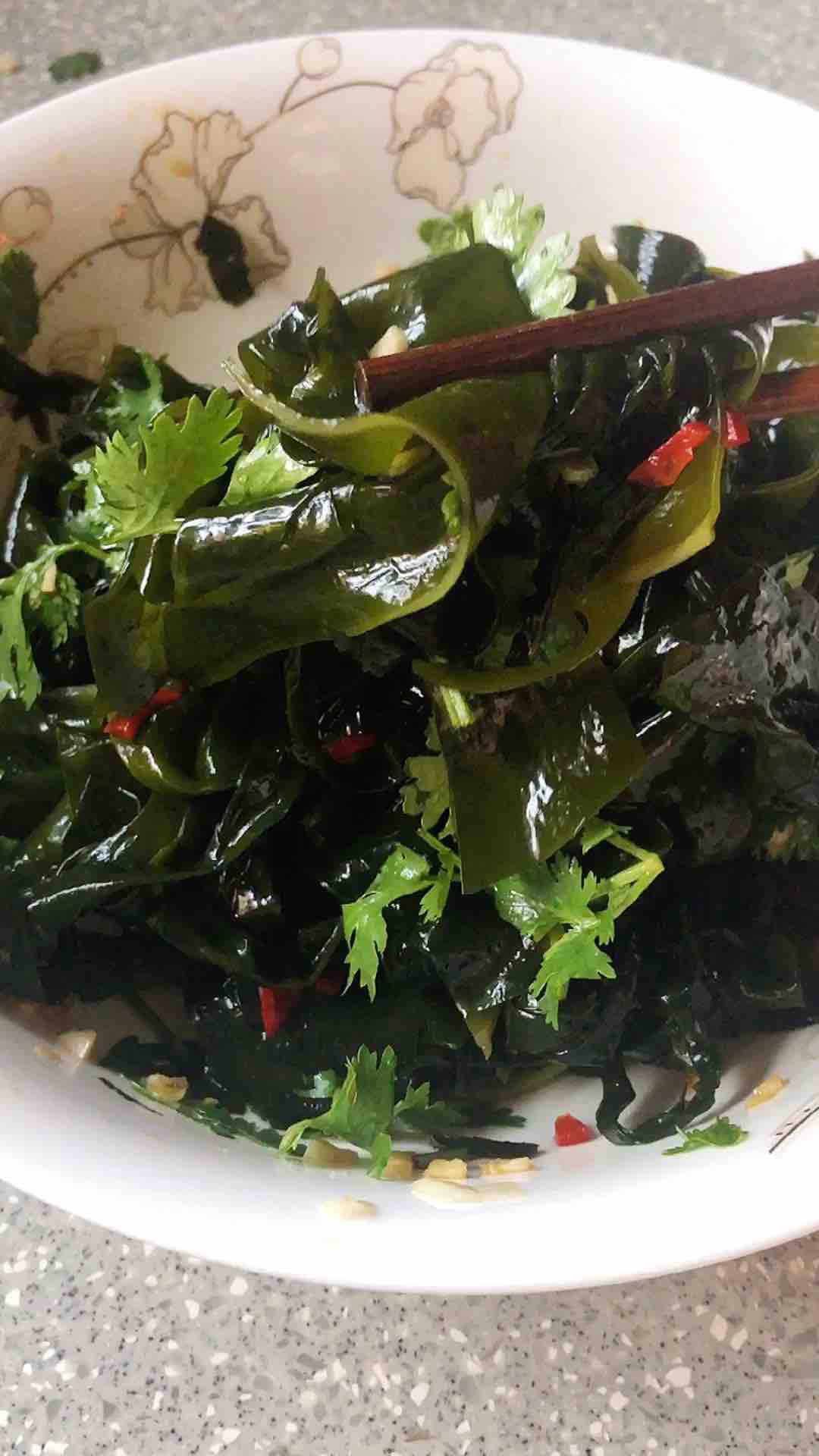 涼拌裙帶菜的做法-酸甜味拌菜譜