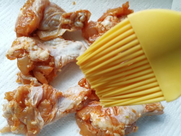 香酥雞翅根的做法-咸鮮味烤菜譜