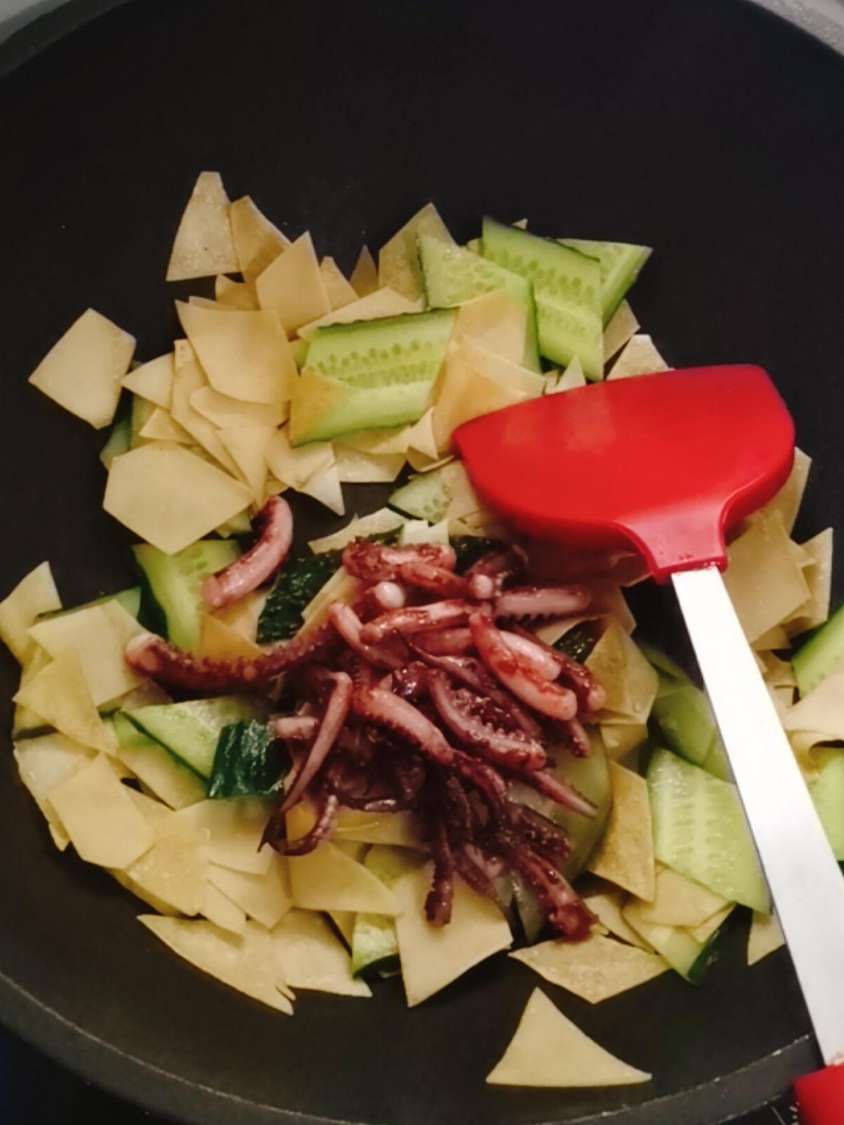 干鍋龍利魚(yú)的做法-咸鮮味煎菜譜