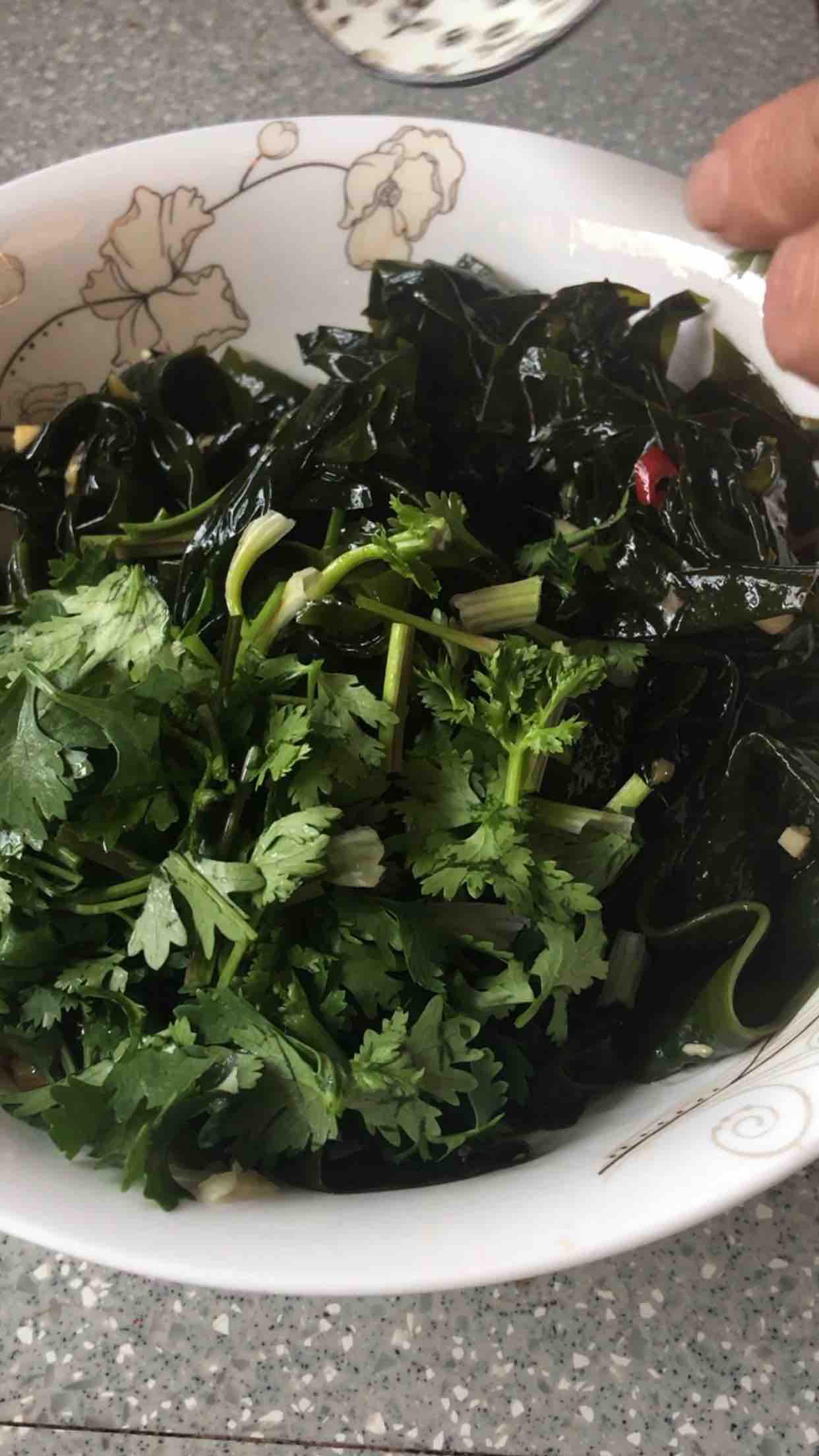 涼拌裙帶菜的做法-酸甜味拌菜譜