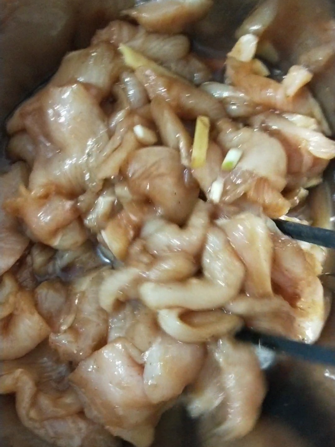 紅燒雞胸肉片的做法-家常味燒菜譜