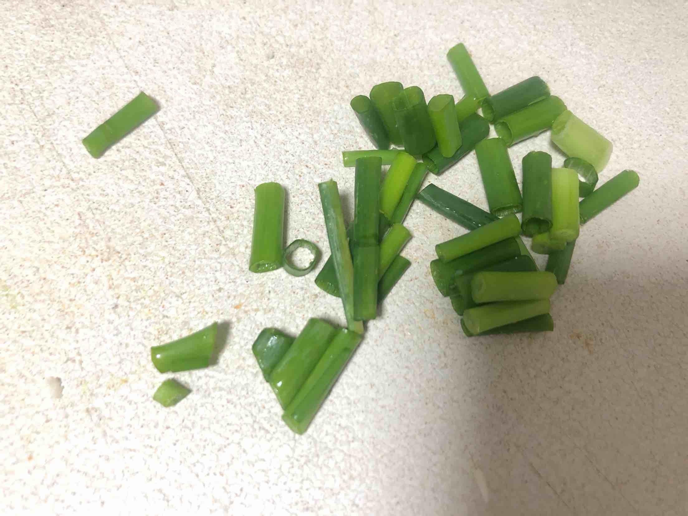 小菇炒雞蛋的做法-家常味炒菜譜