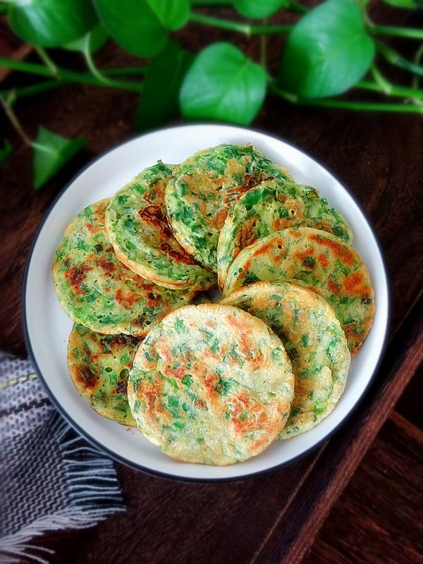 韭菜雞蛋餅的做法-咸鮮味烙菜譜