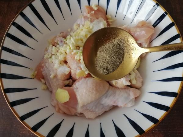 吮指雞翅根的做法-家常味炒菜譜