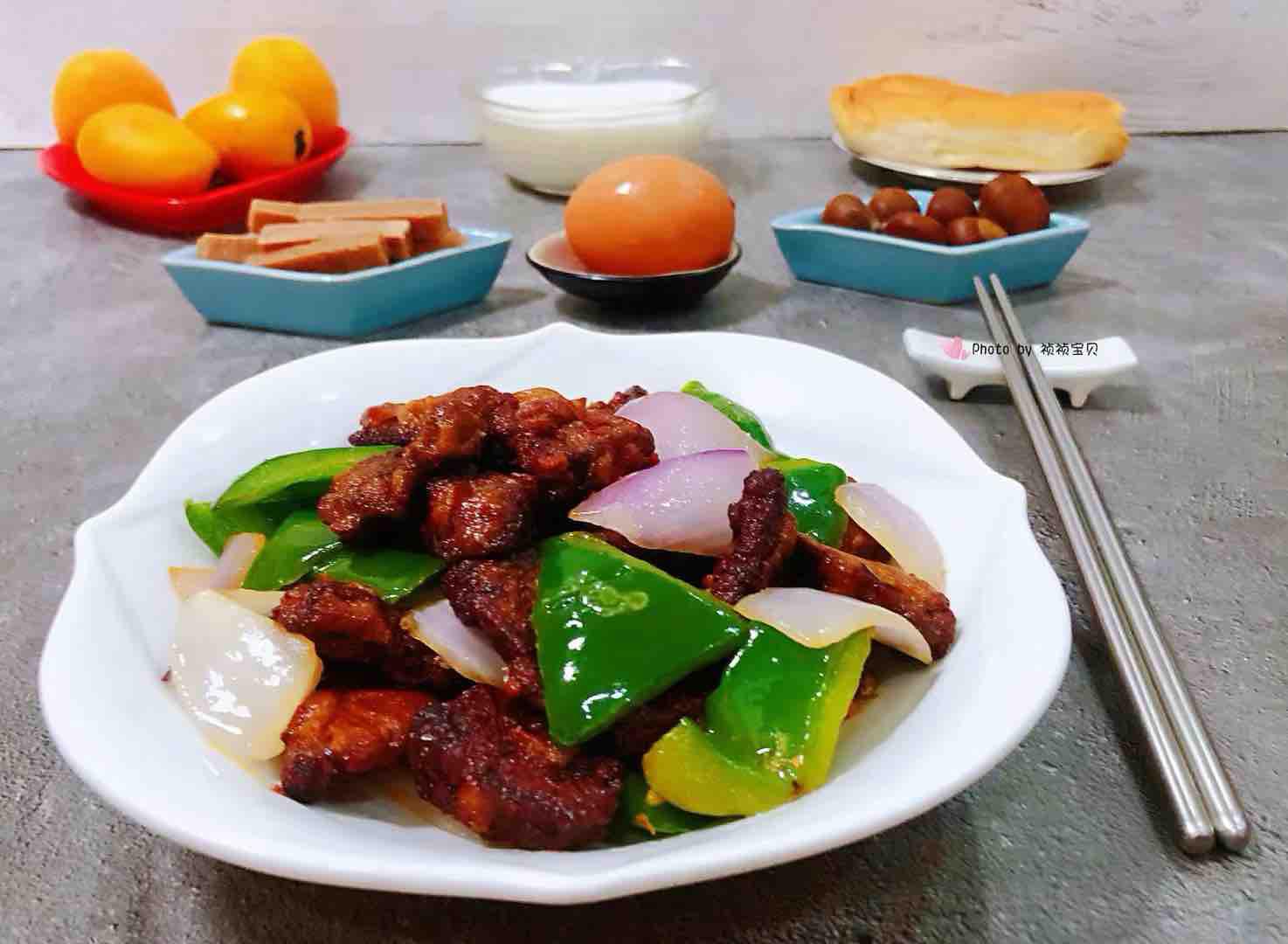 青椒洋蔥炒豬肝的做法-家常味炒菜譜