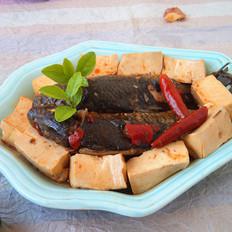 豆腐燒鯽魚的做法-咸鮮味燒菜譜