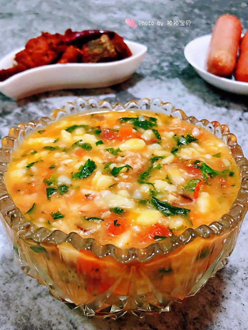 西紅柿香菇芹菜葉豬肉疙瘩湯的做法-家常味煮菜譜