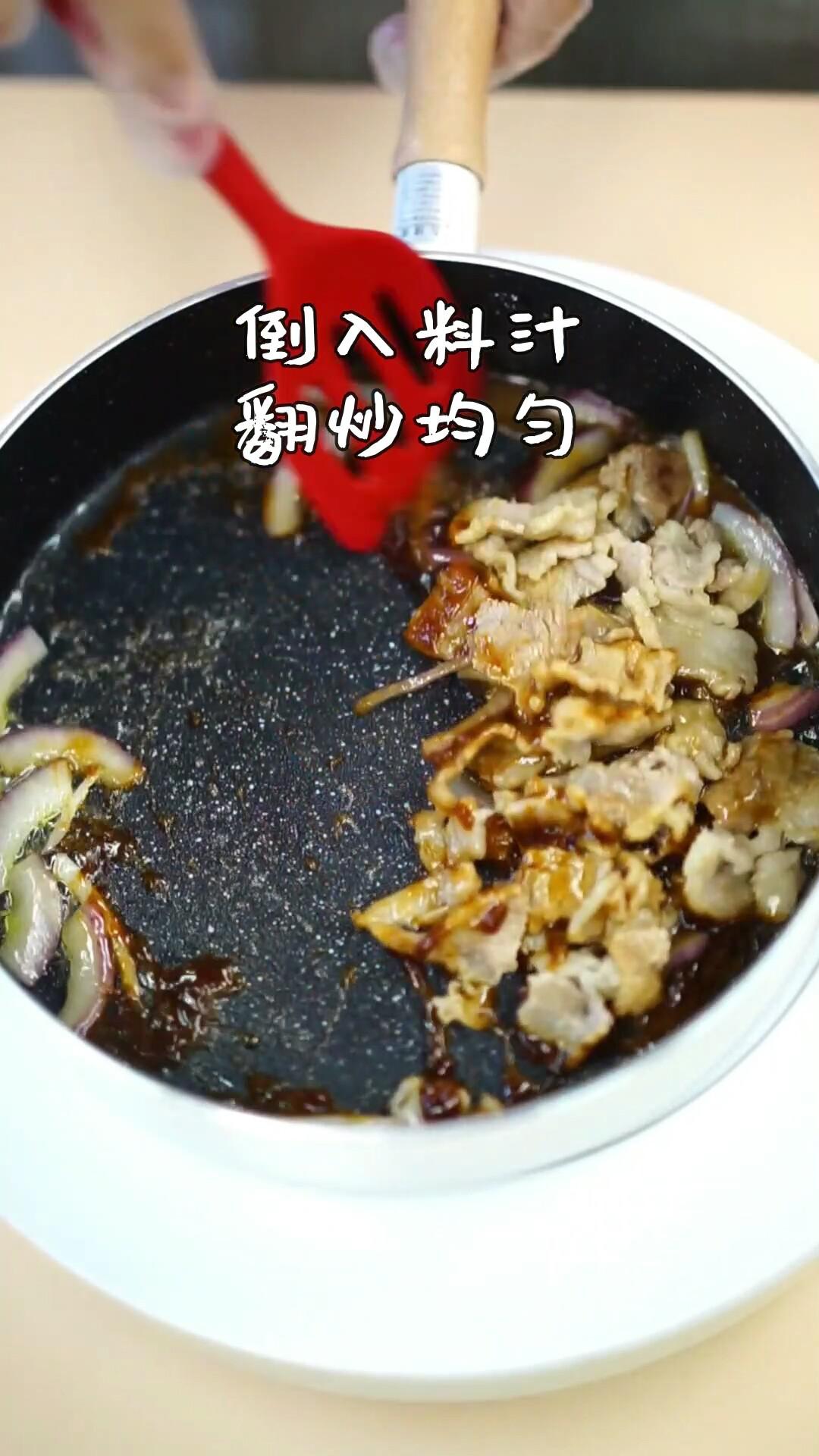 寶寶大人都能吃的肥牛蓋飯的做法-家常味炒菜譜
