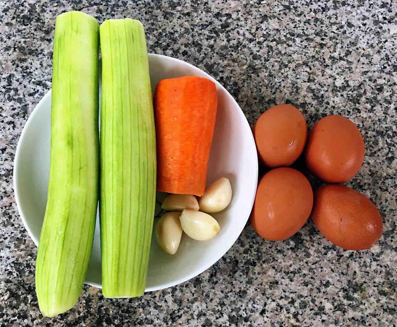 絲瓜炒雞蛋的做法-咸鮮味炒菜譜