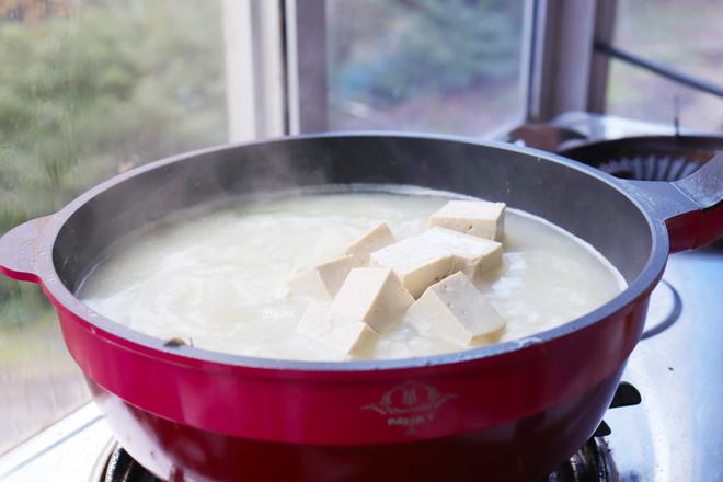 鯽魚豆腐湯的做法-家常味煮菜譜