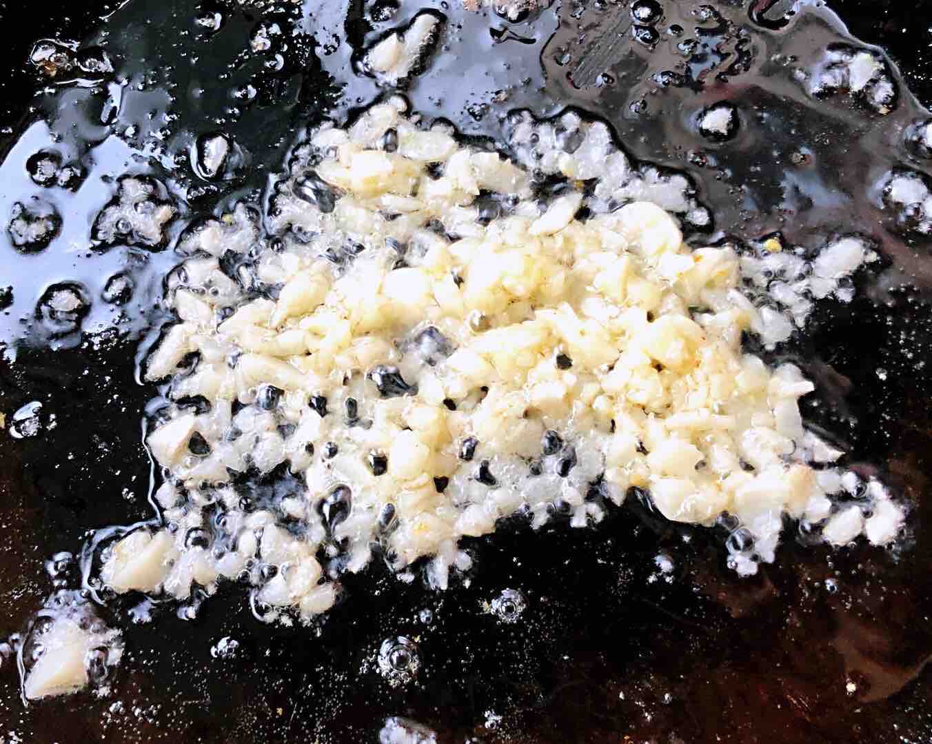 絲瓜炒雞蛋的做法-咸鮮味炒菜譜