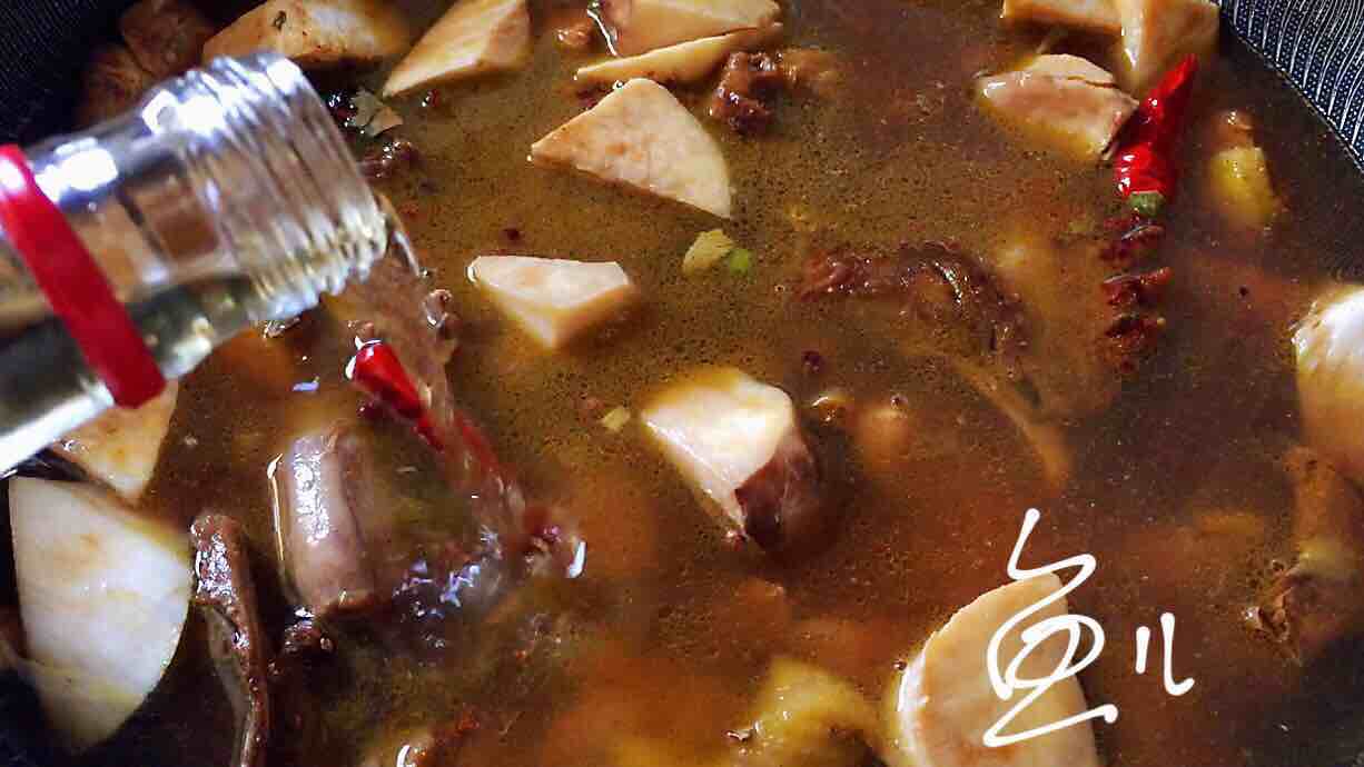 杏鮑菇燒雞塊的做法-家常味燒菜譜