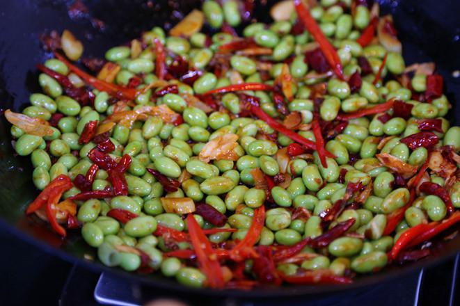 香辣毛豆米炒小魚(yú)干的做法-家常味炒菜譜