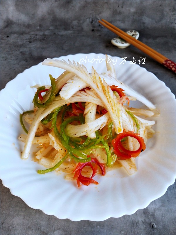 涼拌鳳尾白菜的做法-酸辣味拌菜譜