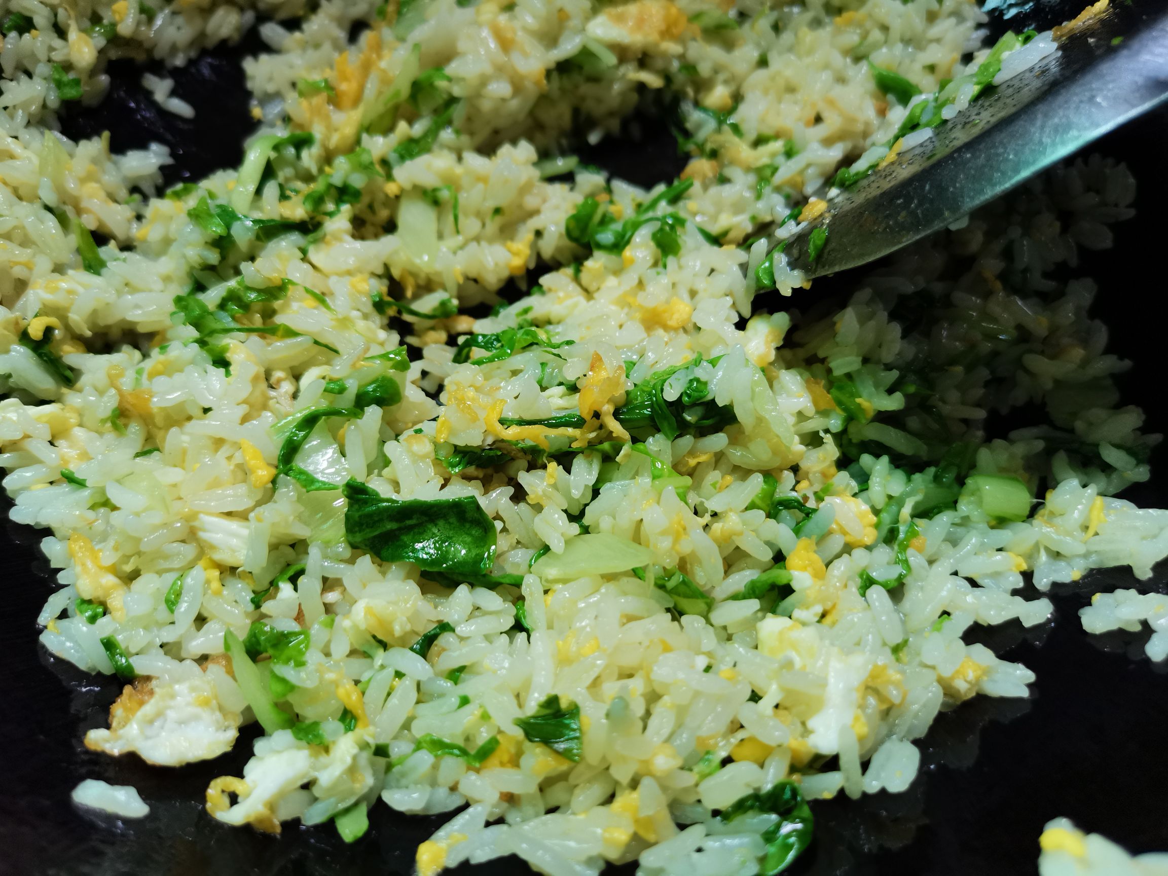 小白菜蛋炒飯的做法-家常味炒菜譜