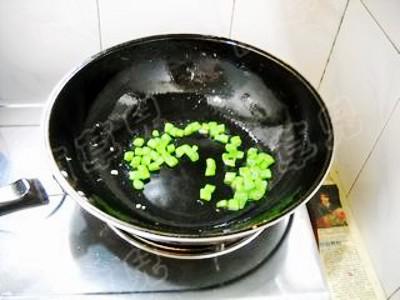 醬香饅頭炒雞蛋的做法-家常味炒菜譜