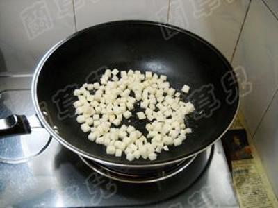 醬香饅頭炒雞蛋的做法-家常味炒菜譜