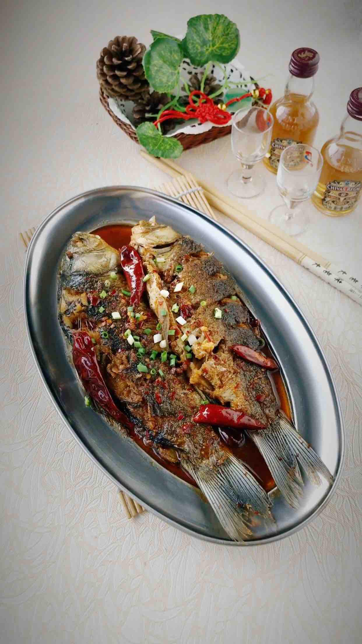 麻辣鯽魚的做法-麻辣味燒菜譜