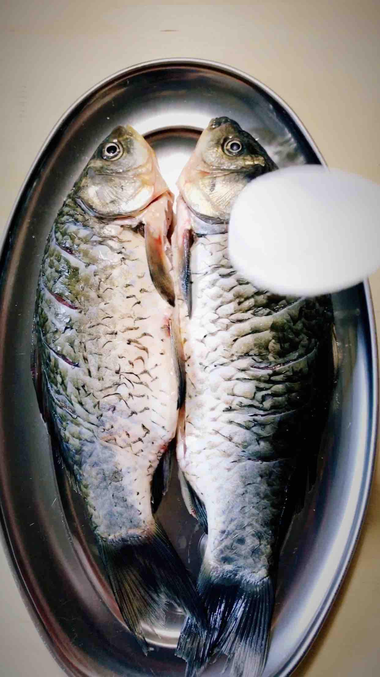 麻辣鯽魚的做法-麻辣味燒菜譜