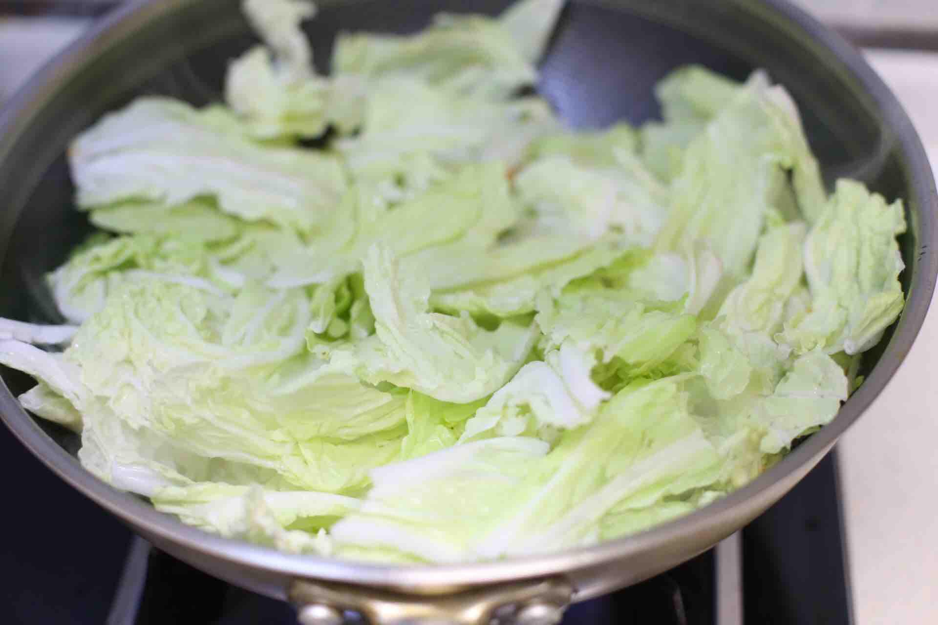 白菜鮮蝦豆腐煲的做法-家常味燉菜譜