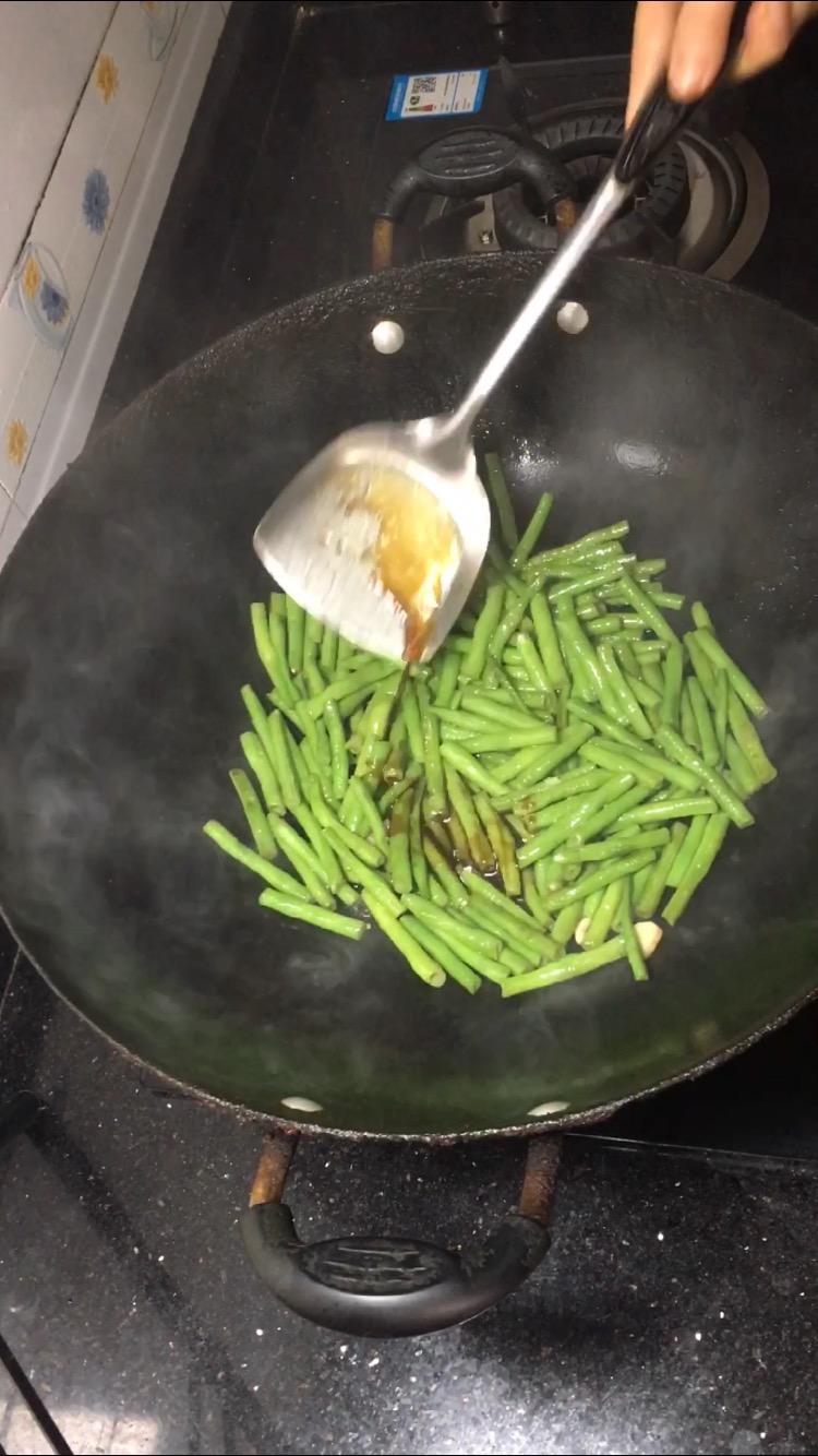 素炒豆角的做法-家常味炒菜譜