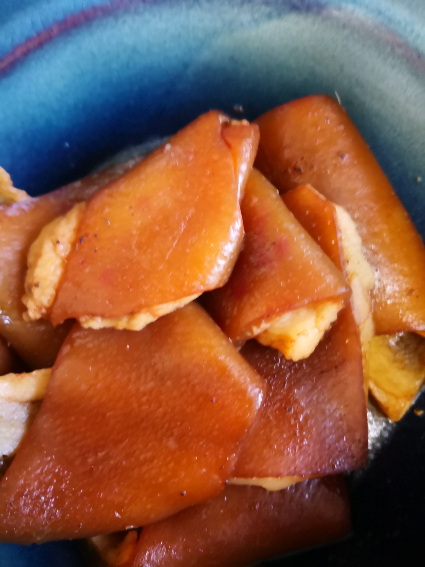 紅椒肉皮醬黃豆的做法-家常味炒菜譜-易網健康養生網 紅椒肉皮醬黃豆的做法-家常味炒菜譜