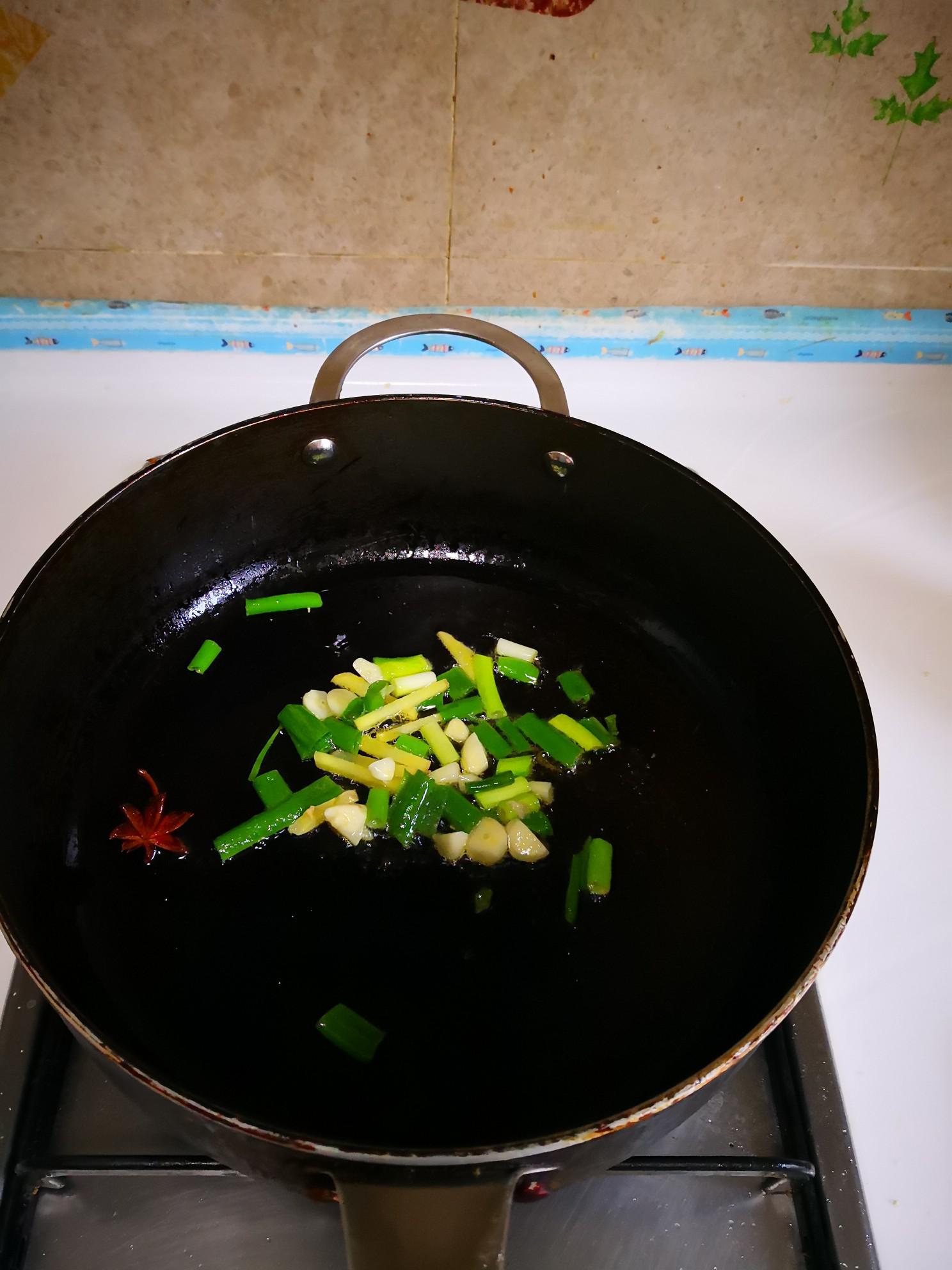 紅椒肉皮醬黃豆的做法-家常味炒菜譜-易網健康養生網 紅椒肉皮醬黃豆的做法-家常味炒菜譜