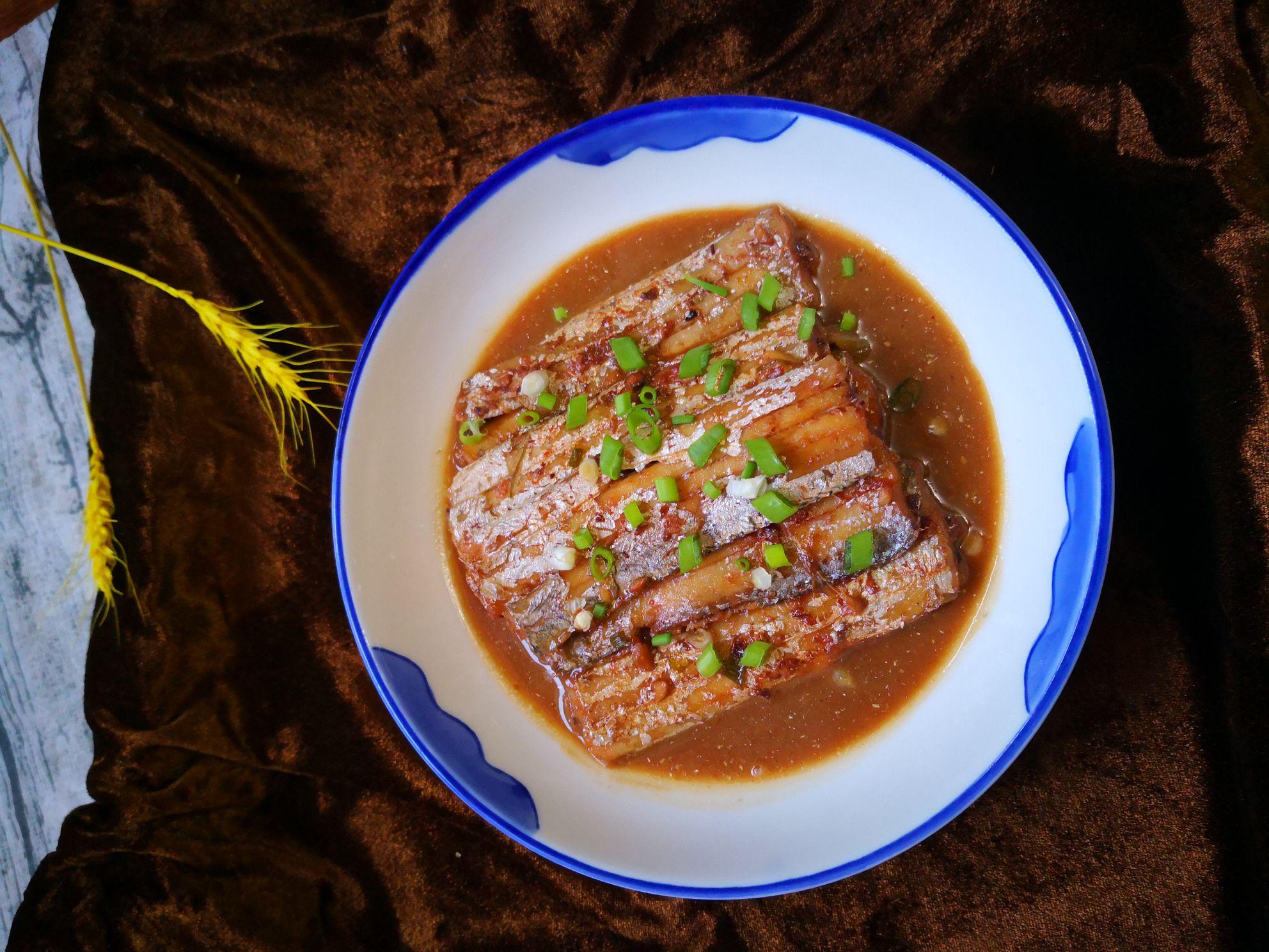 紅燒刀魚的做法-家常味燒菜譜