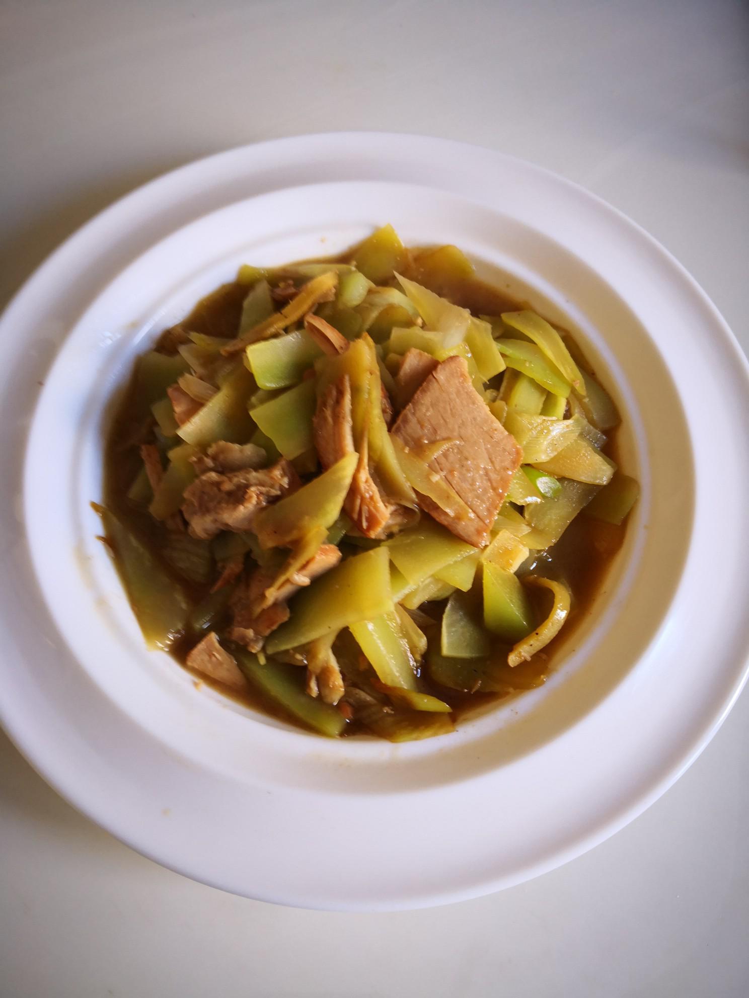 肉片炒青筍的做法-家常味炒菜譜