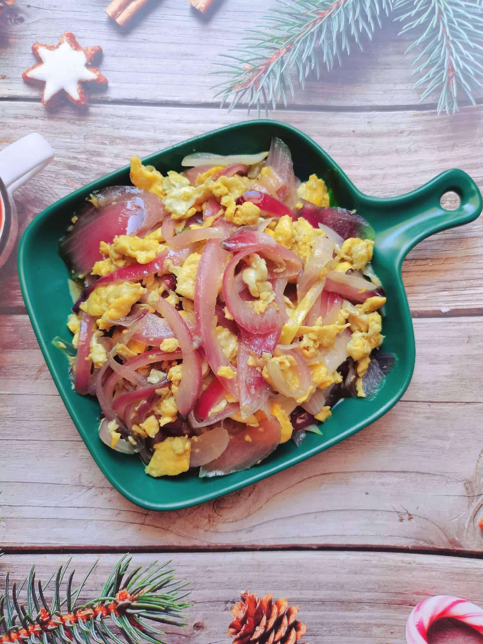 洋蔥炒蛋的做法-家常味炒菜譜