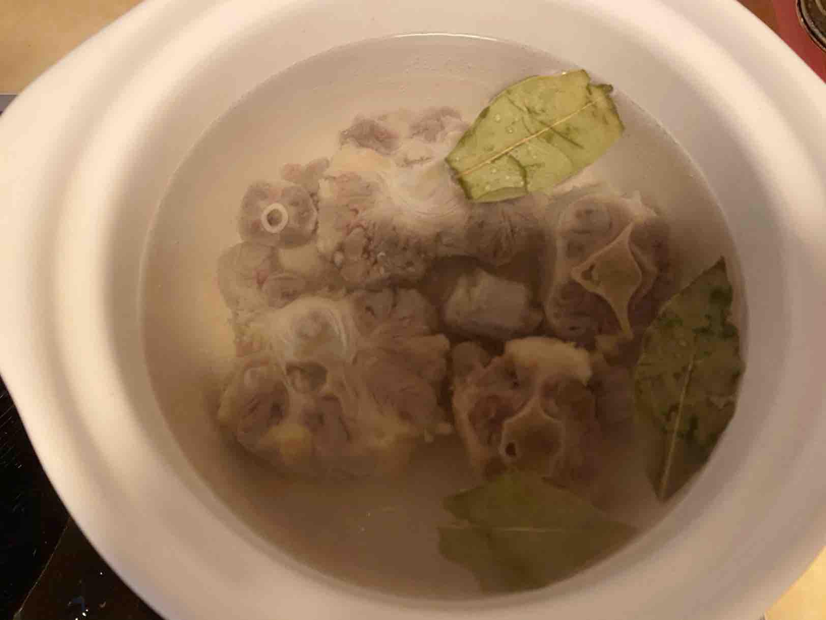 雜菜牛尾湯的做法-酸甜味煲菜譜