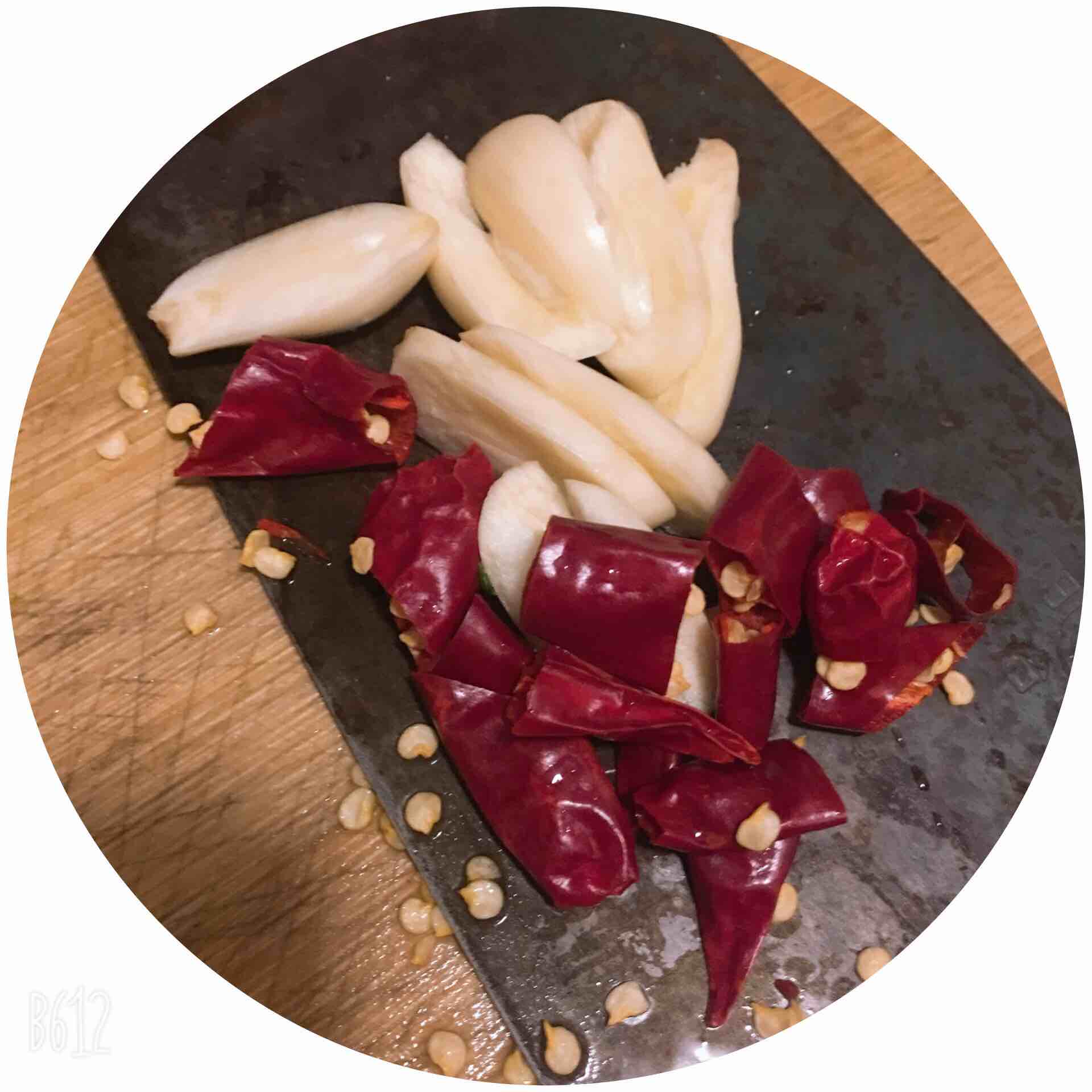 素炒西蘭花的做法-家常味炒菜譜-易網健康養生網 素炒西蘭花的做法-家常味炒菜譜