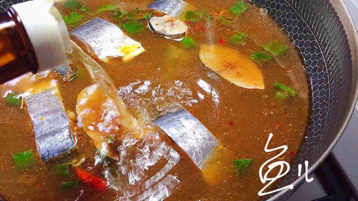 做鲅魚加幾勺它，咸香味美，家人都喜歡，太費米飯了！的做法-醬香味燉菜譜