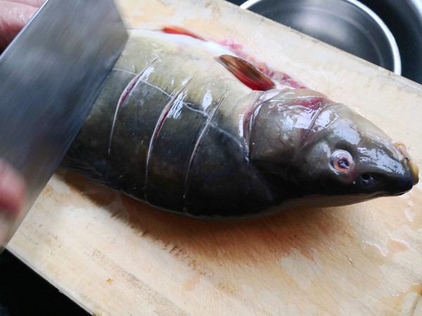 鮮辣過(guò)癮的烤魚(yú)的做法-香辣味烤菜譜