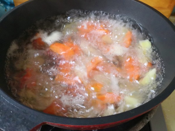 鮮辣過(guò)癮的烤魚(yú)的做法-香辣味烤菜譜