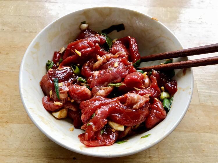 蘆筍甜椒炒牛肉的做法-家常味炒菜譜