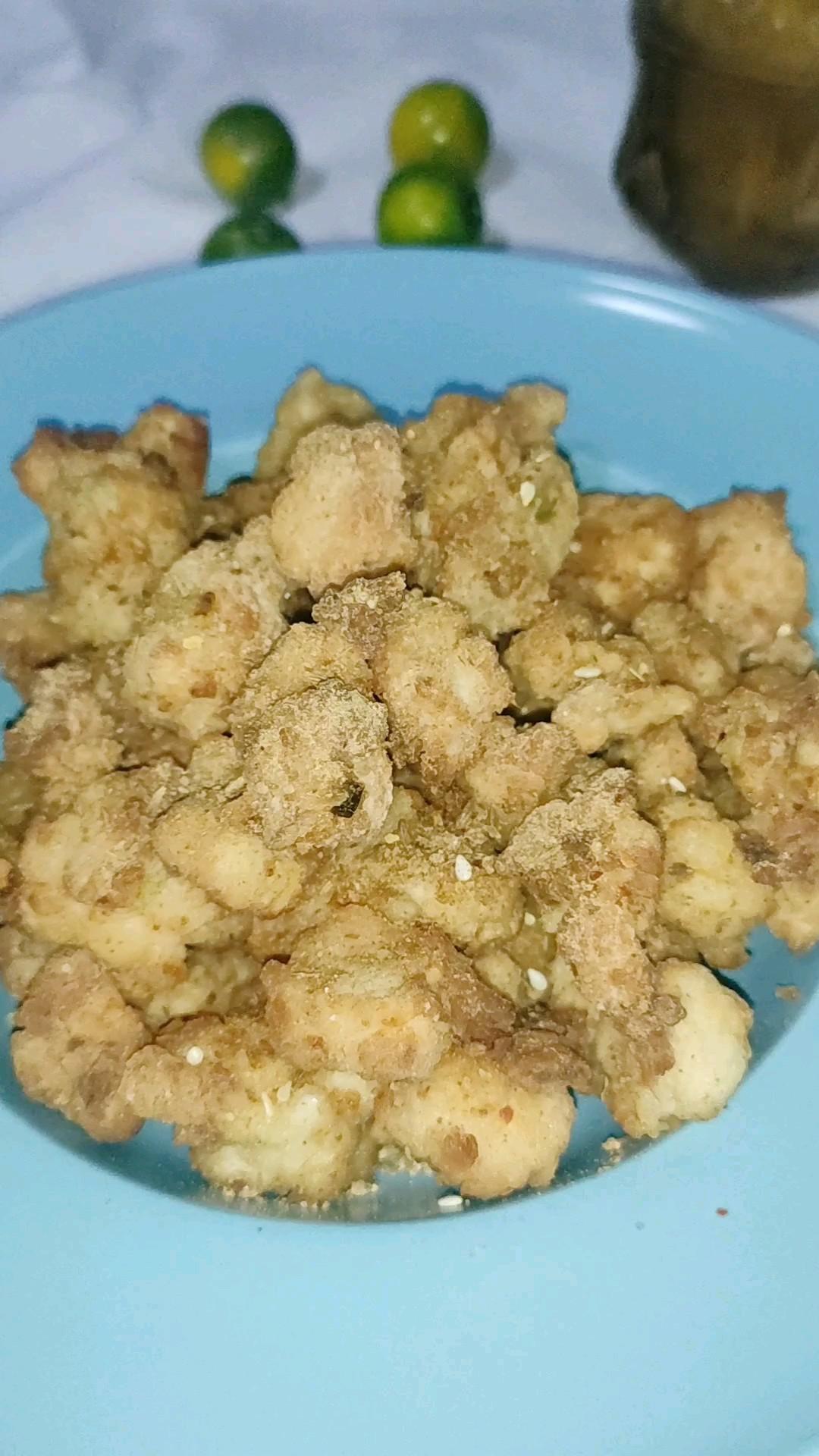 燒烤味的酥脆雞米花的做法-咸鮮味炸菜譜