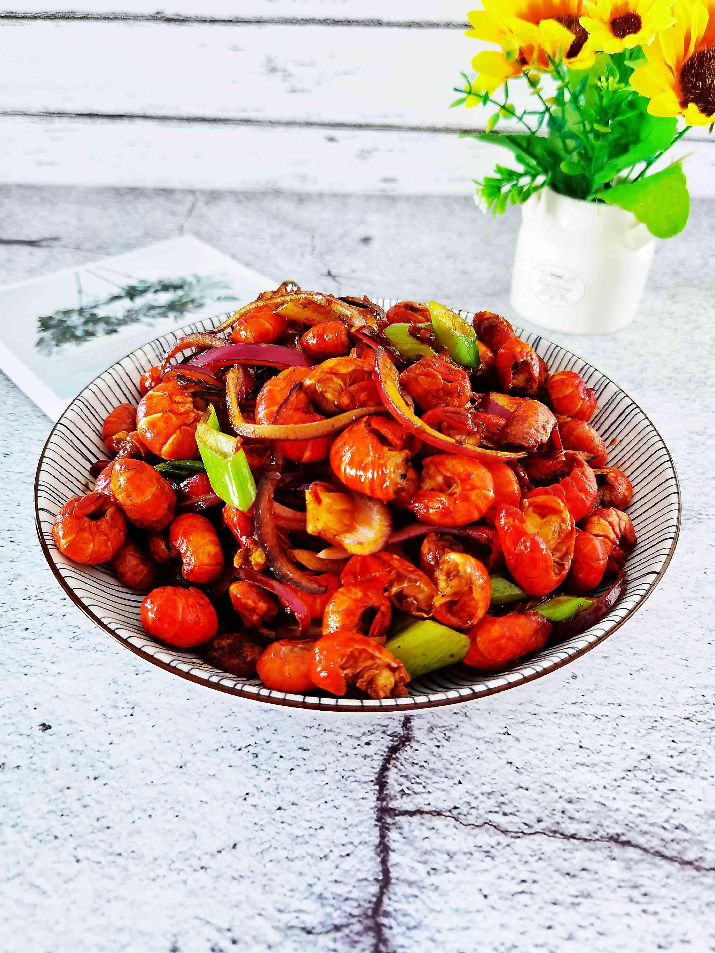 廚房小白零失敗版家常炒-蒜蓉蝦尾,只要1種料,搞定1大盤蝦尾的做法-咸鮮味炒菜譜-易網健康養生網 廚房小白零失敗版家常炒-蒜蓉蝦尾,只要1種料,搞定1大盤蝦尾的做法-咸鮮味炒菜譜