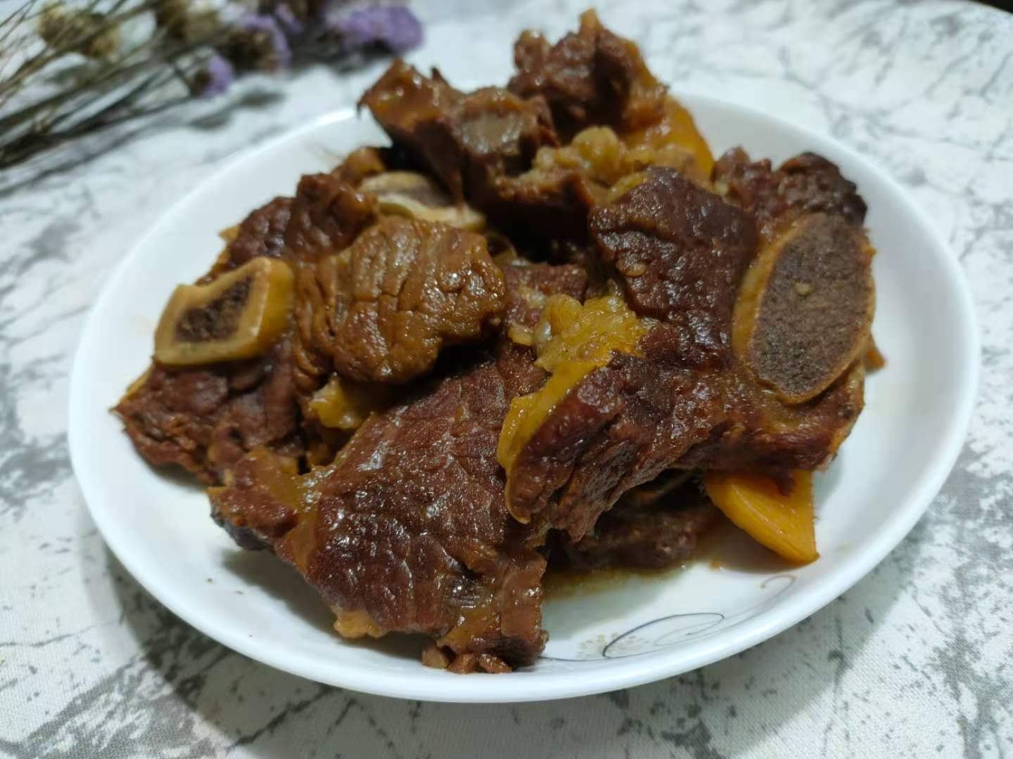 鹵牛排的做法-咸鮮味鹵菜譜-易網(wǎng)健康養(yǎng)生網(wǎng) 鹵牛排的做法-咸鮮味鹵菜譜