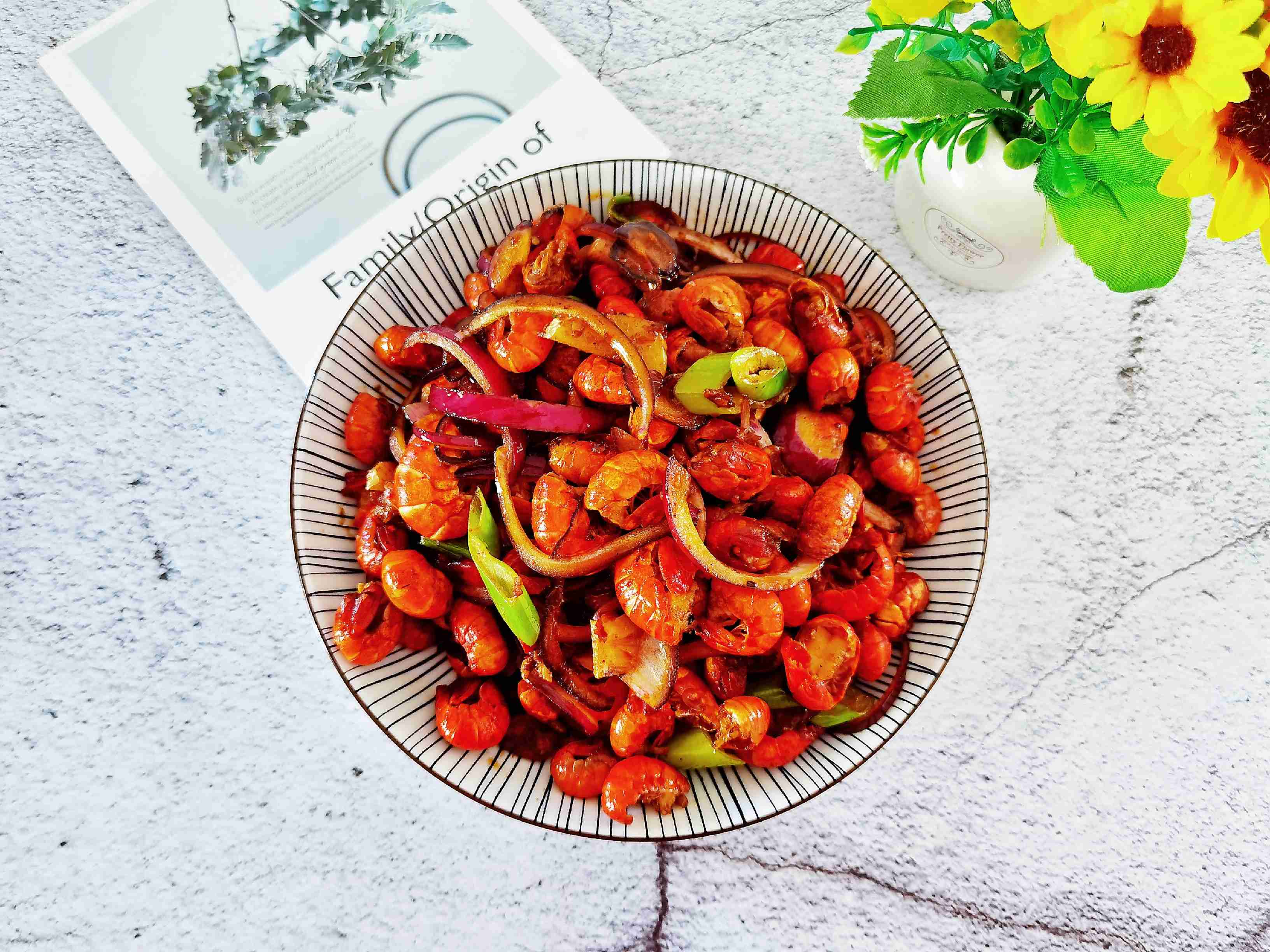 廚房小白零失敗版家常炒-蒜蓉蝦尾,只要1種料,搞定1大盤蝦尾的做法-咸鮮味炒菜譜-易網健康養生網 廚房小白零失敗版家常炒-蒜蓉蝦尾,只要1種料,搞定1大盤蝦尾的做法-咸鮮味炒菜譜