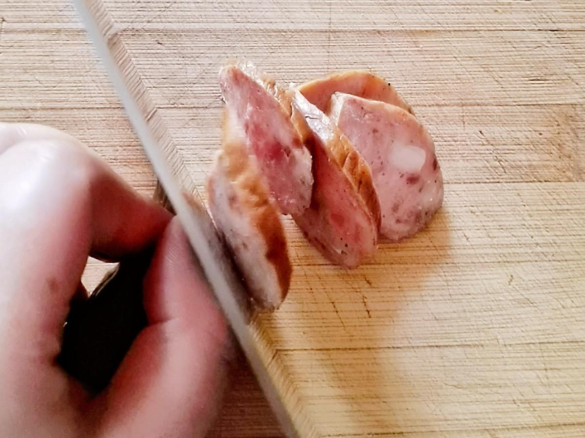 1根香腸1份豆芽隨便1炒，簡(jiǎn)單美味又下飯的做法-咸鮮味炒菜譜