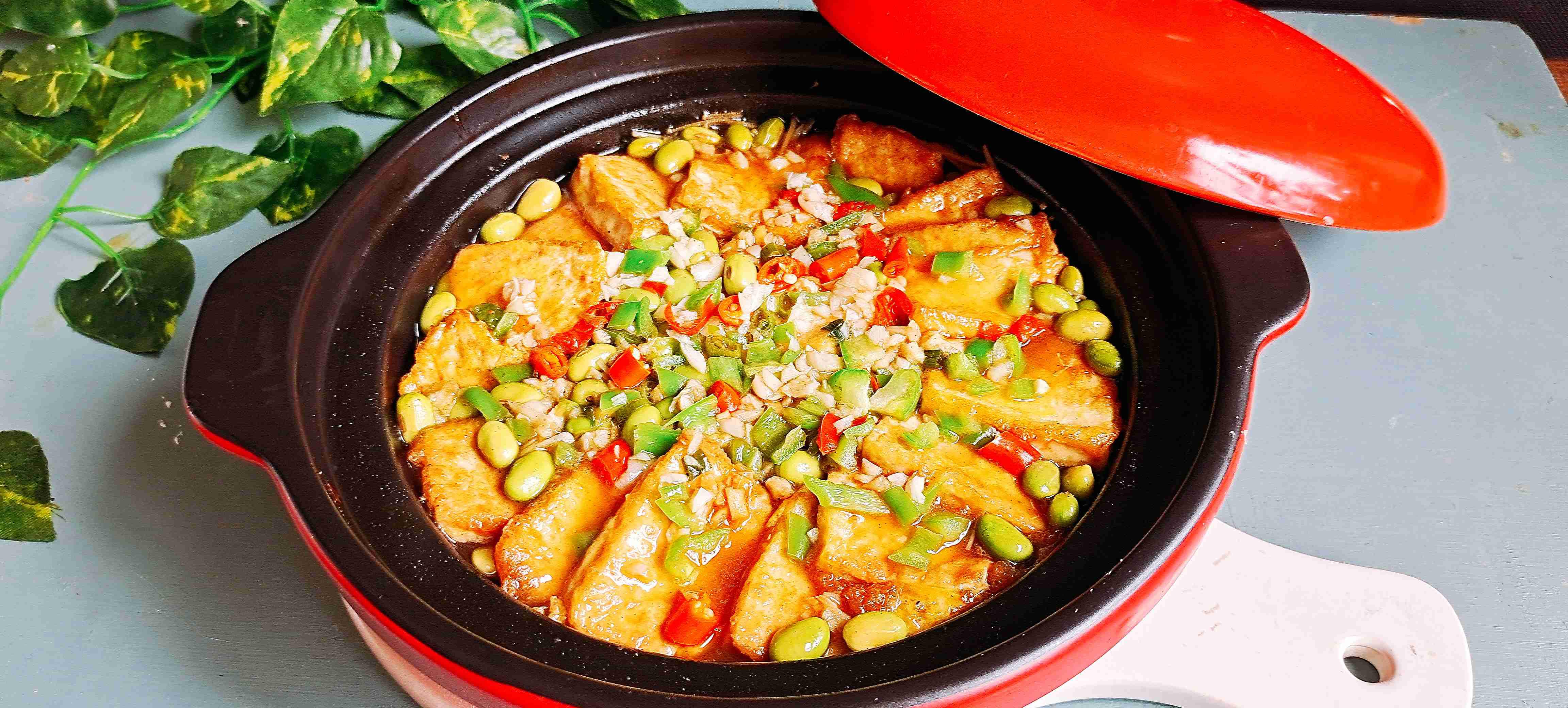 秋冬這樣吃豆腐，暖身又下飯…金針豆腐煲的做法-咸鮮味煲菜譜