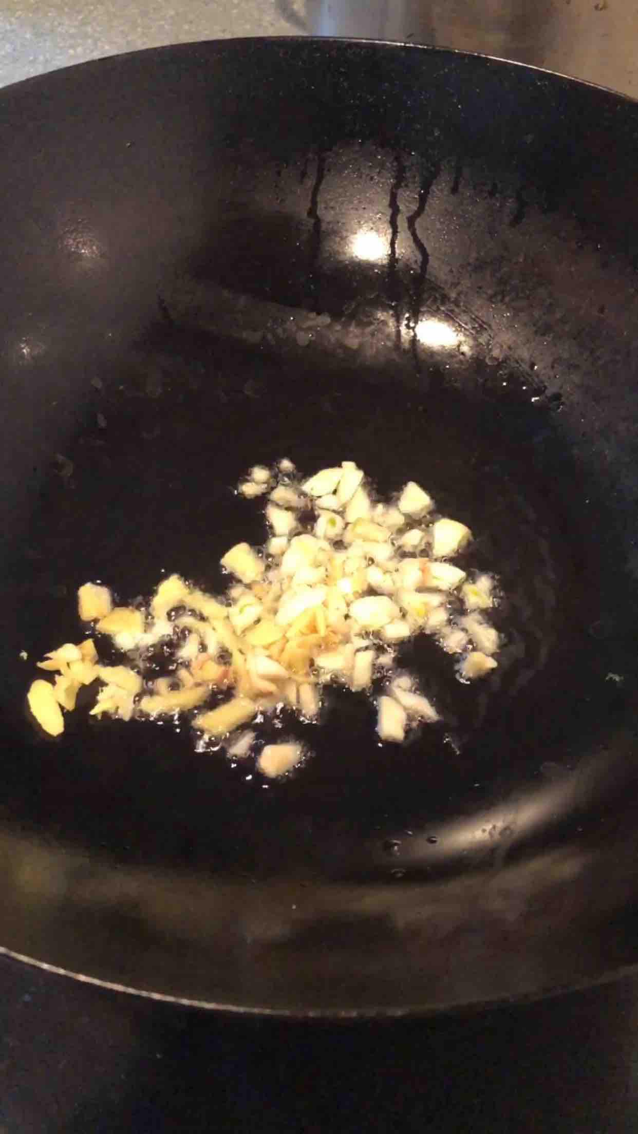 老臘肉豆皮的做法-家常味炒菜譜