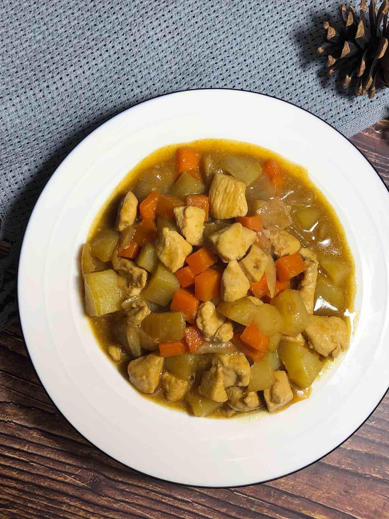 好吃又下飯的咖喱雞丁的做法-咖喱味炒菜譜