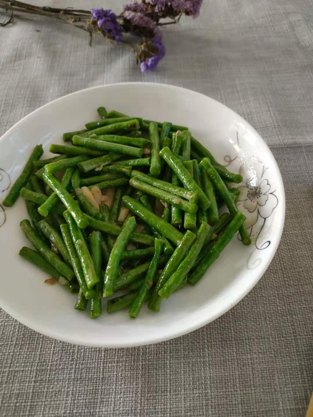 蒜香豇豆的做法-家常味炒菜譜