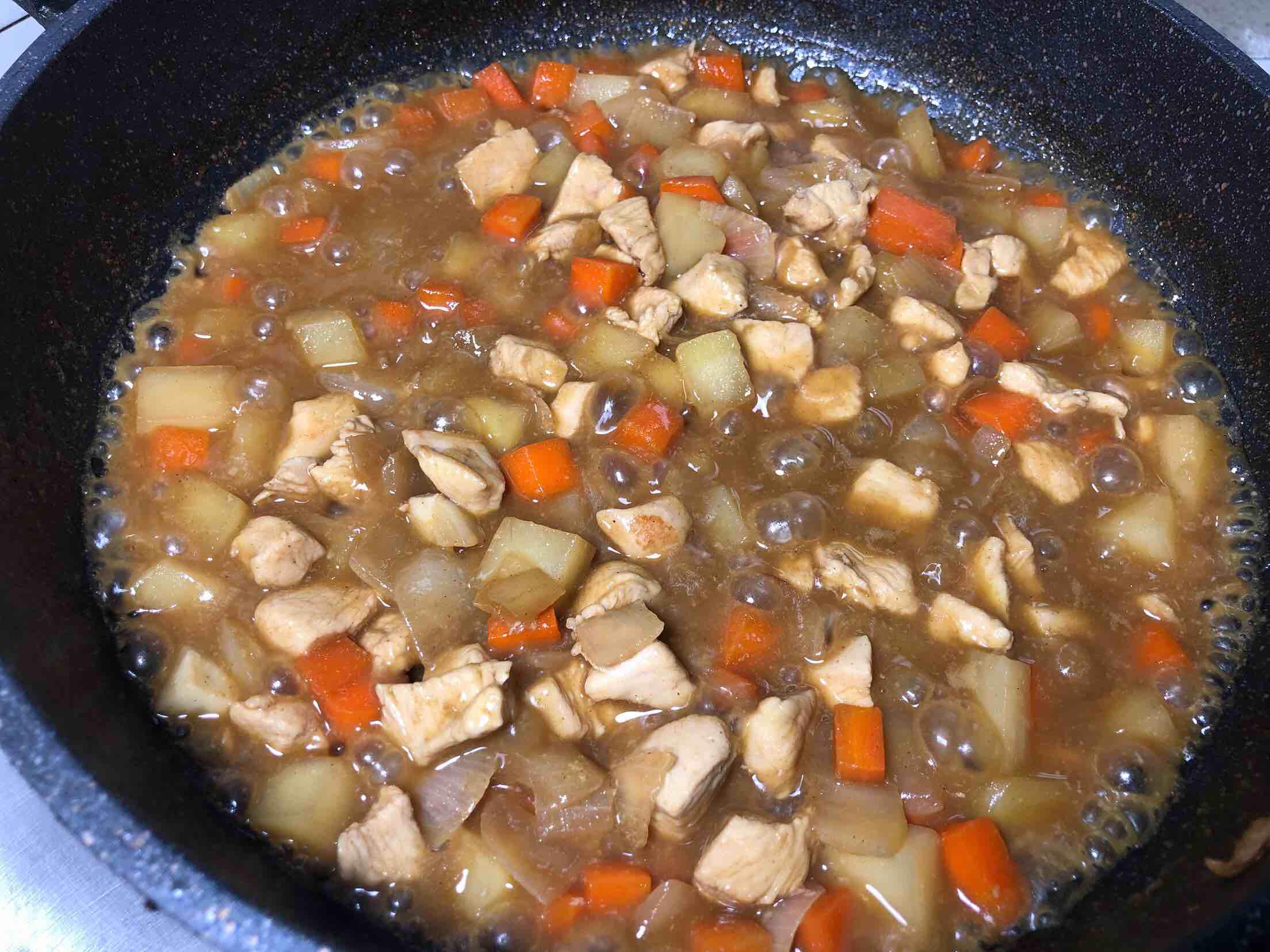 好吃又下飯的咖喱雞丁的做法-咖喱味炒菜譜-易網(wǎng)健康養(yǎng)生網(wǎng) 好吃又下飯的咖喱雞丁的做法-咖喱味炒菜譜