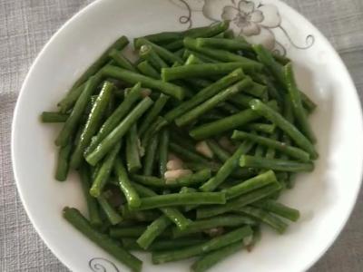 蒜香豇豆的做法-家常味炒菜譜