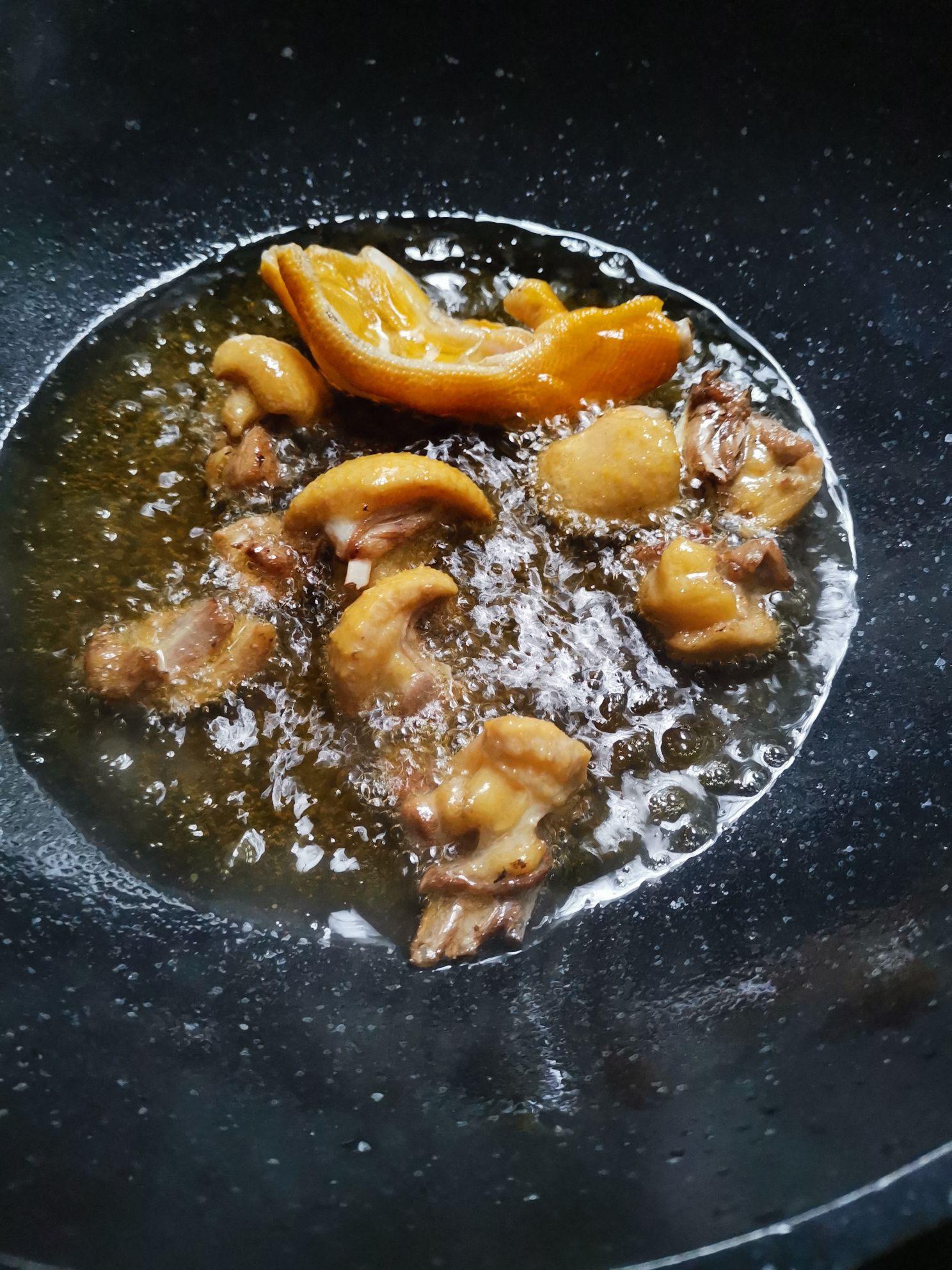 泡椒啤酒鴨的做法-家常味炒菜譜-易網(wǎng)健康養(yǎng)生網(wǎng) 泡椒啤酒鴨的做法-家常味炒菜譜