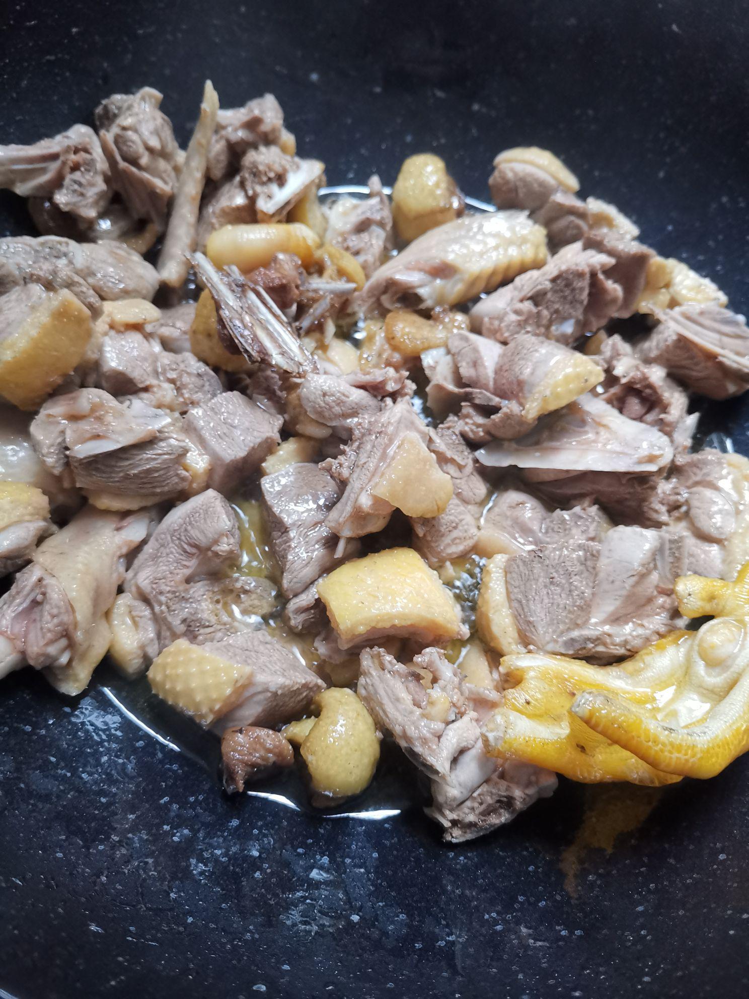 泡椒啤酒鴨的做法-家常味炒菜譜-易網(wǎng)健康養(yǎng)生網(wǎng) 泡椒啤酒鴨的做法-家常味炒菜譜