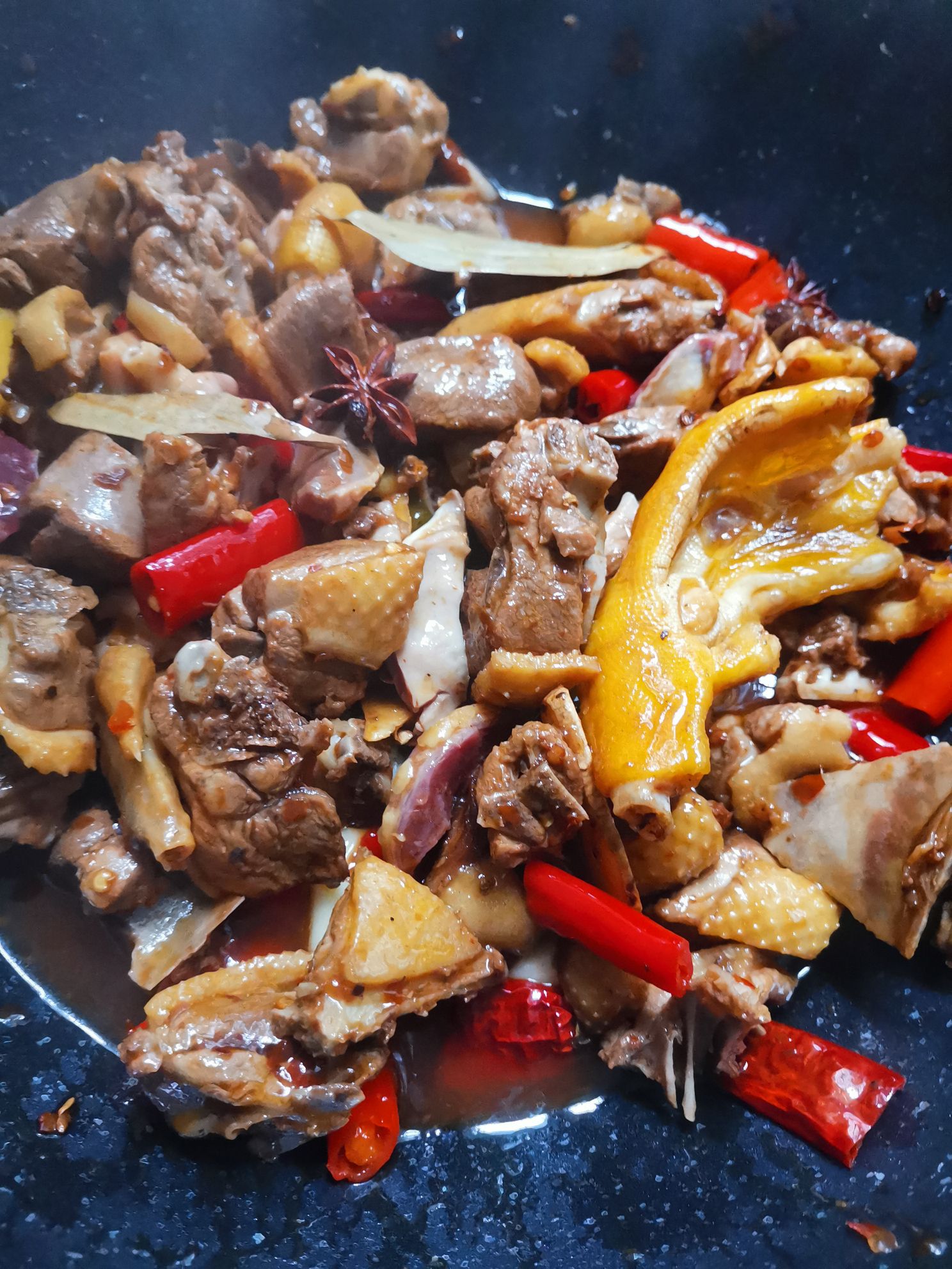 泡椒啤酒鴨的做法-家常味炒菜譜-易網(wǎng)健康養(yǎng)生網(wǎng) 泡椒啤酒鴨的做法-家常味炒菜譜